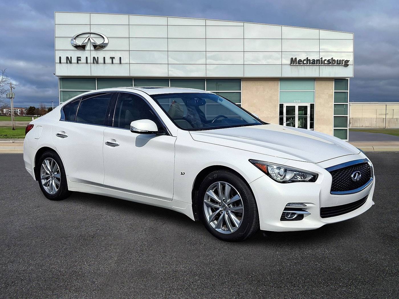 2014 INFINITI Q50 Premium — Sedan — 95,817 mi — Mechanicsburg, PA