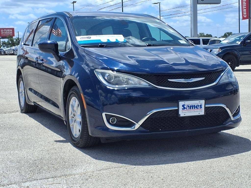 2020 Chrysler Pacifica Touring — Minivan — 110,923 mi — Cedar Creek, TX