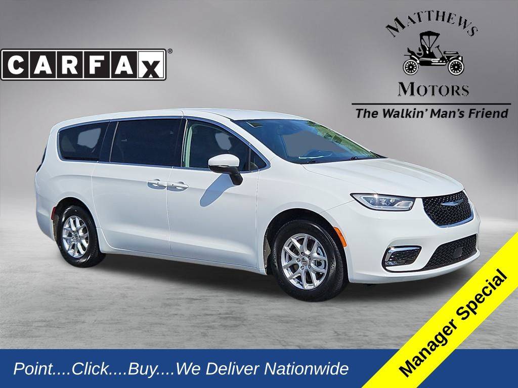 2023 Chrysler Pacifica Touring L — Minivan — 65,775 mi — Wilmington, NC