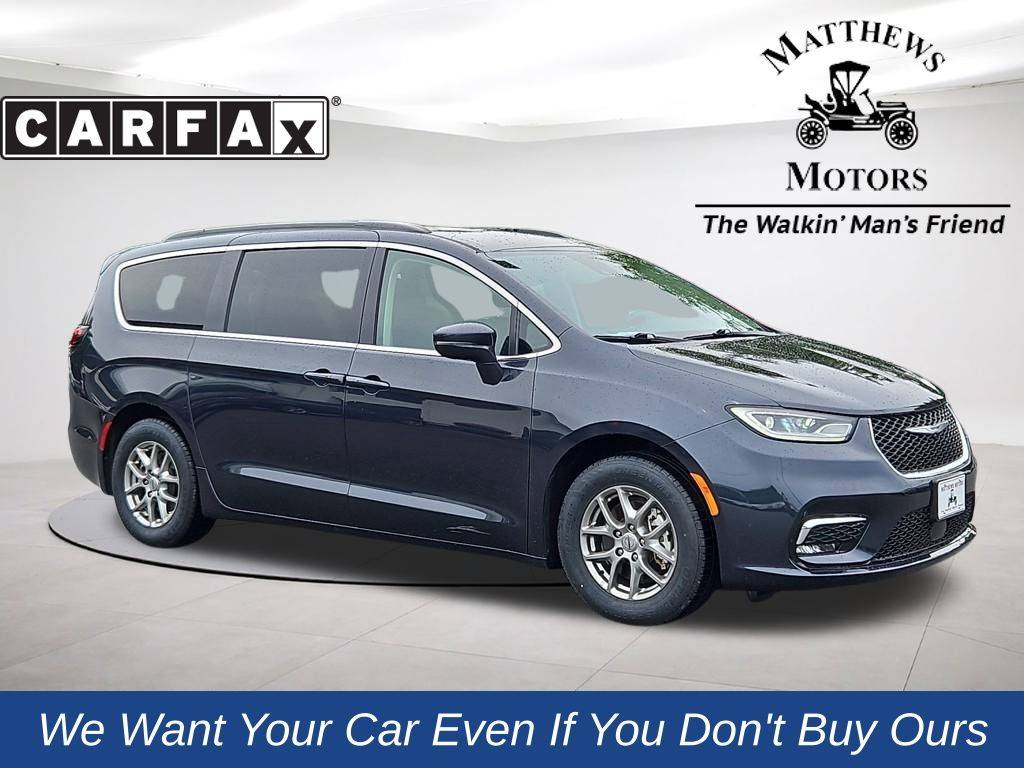 2021 Chrysler Pacifica Touring — Minivan — 105,392 mi — Wilmington, NC