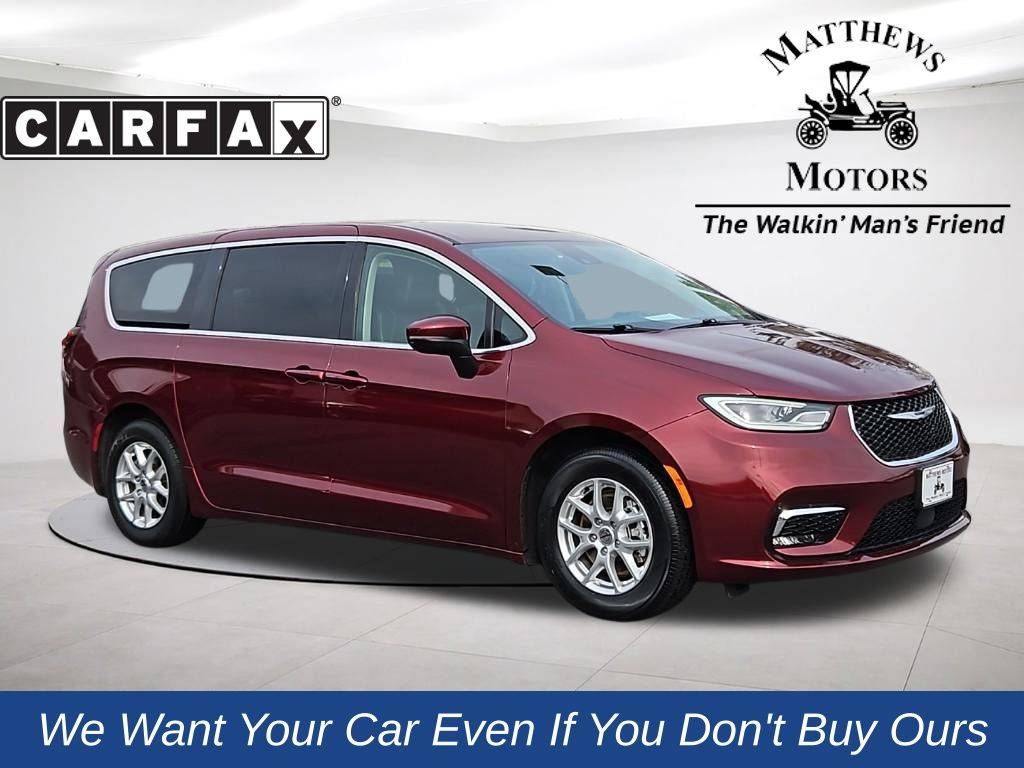 2023 Chrysler Pacifica Touring L — Minivan — 59,579 mi — Wilmington, NC