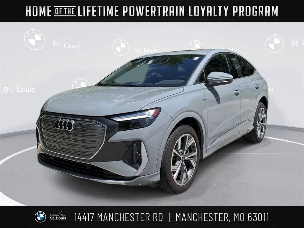 2023 Audi Q4 e-tron Premium — SUV — 17,955 mi — Manchester, MO