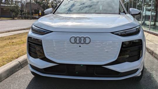 2025 Audi Q6 e-tron Premium Plus — SUV — 2,565 mi — Gainesville, FL