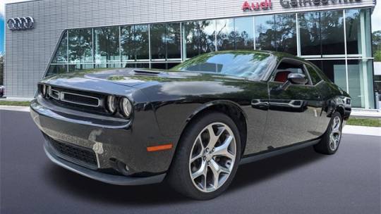 2016 Dodge Challenger SXT Plus