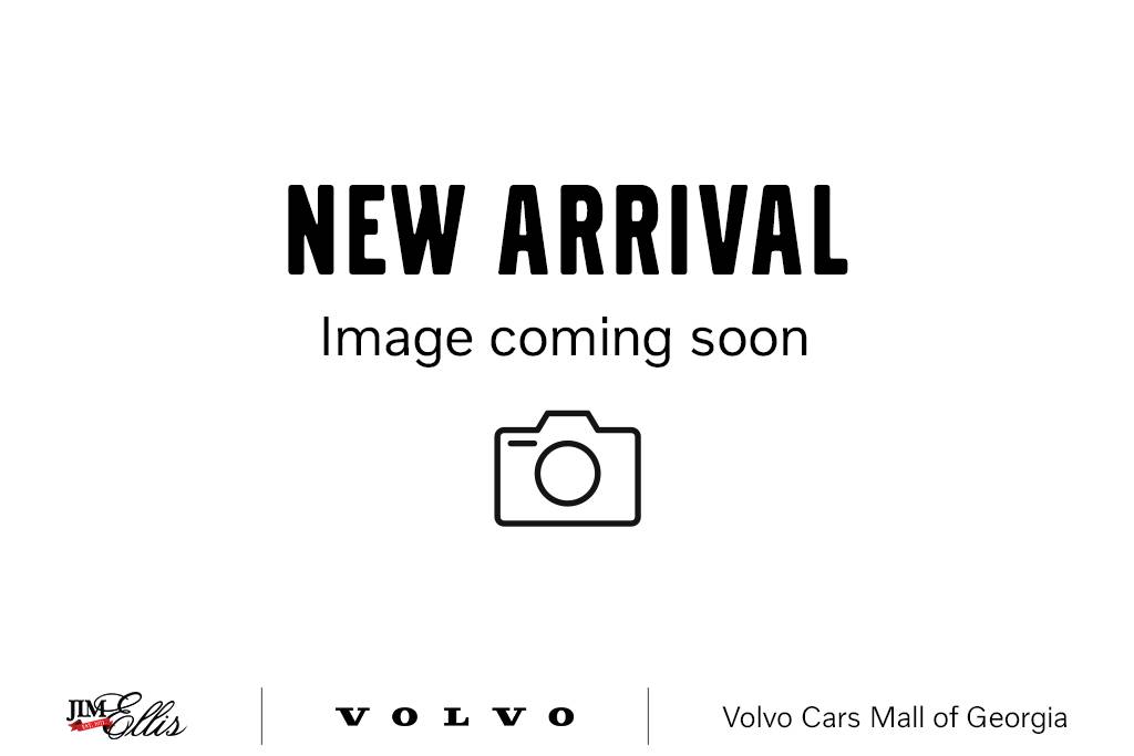 2024 Volvo XC60 Recharge T8 Ultimate Dark Theme