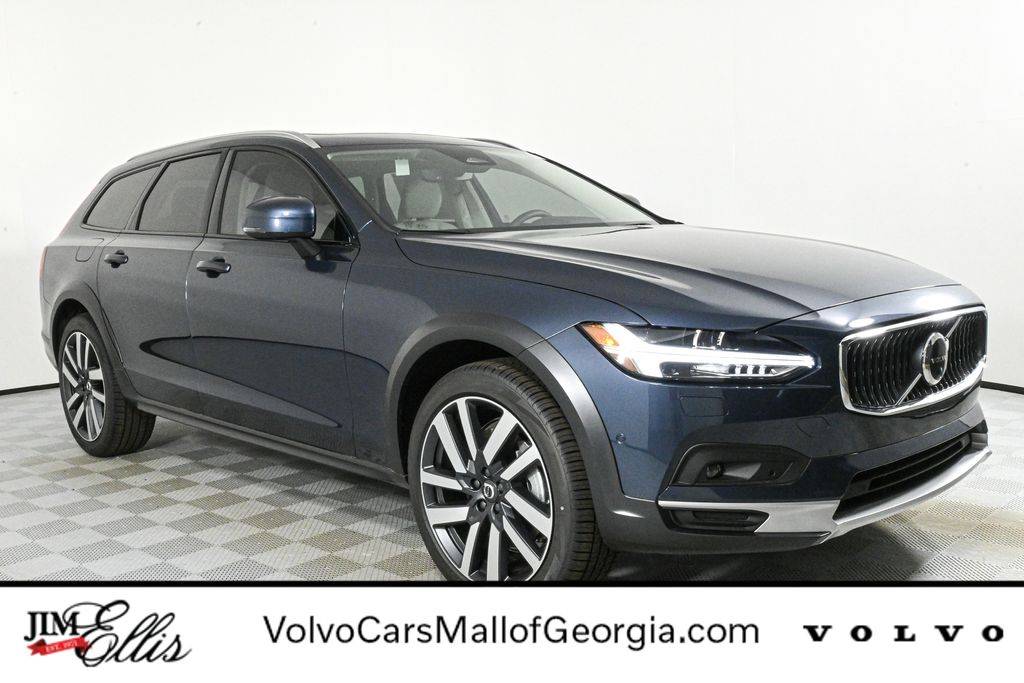 2025 Volvo V90 Cross Country Plus — Wagon — 1,086 mi — Buford, GA