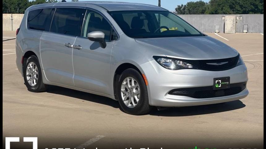 2022 Chrysler Voyager LX — Minivan — 63,167 mi — Lakewood, CO