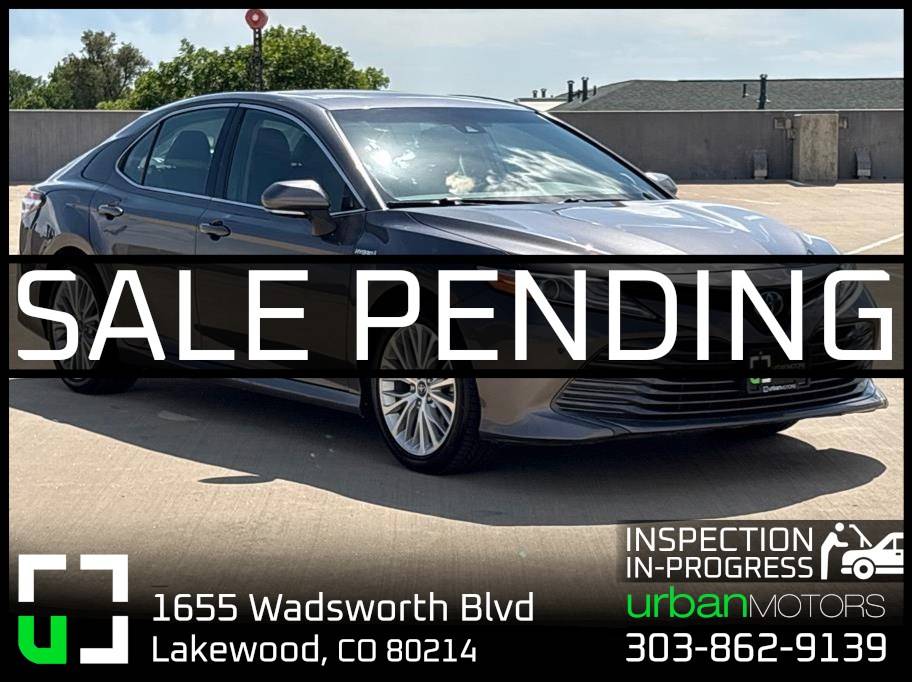 2020 Toyota Camry Hybrid XLE — Sedan — 52,276 mi — Lakewood, CO