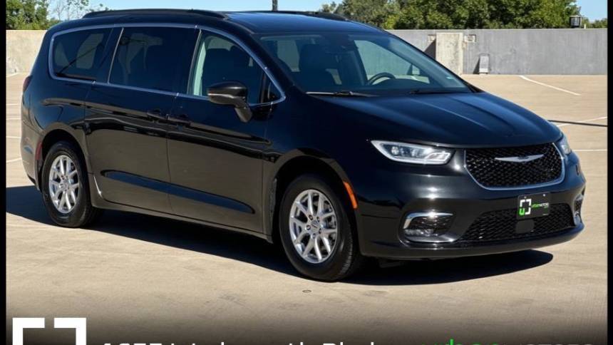 2022 Chrysler Pacifica Touring L — Minivan — 50,150 mi — Lakewood, CO