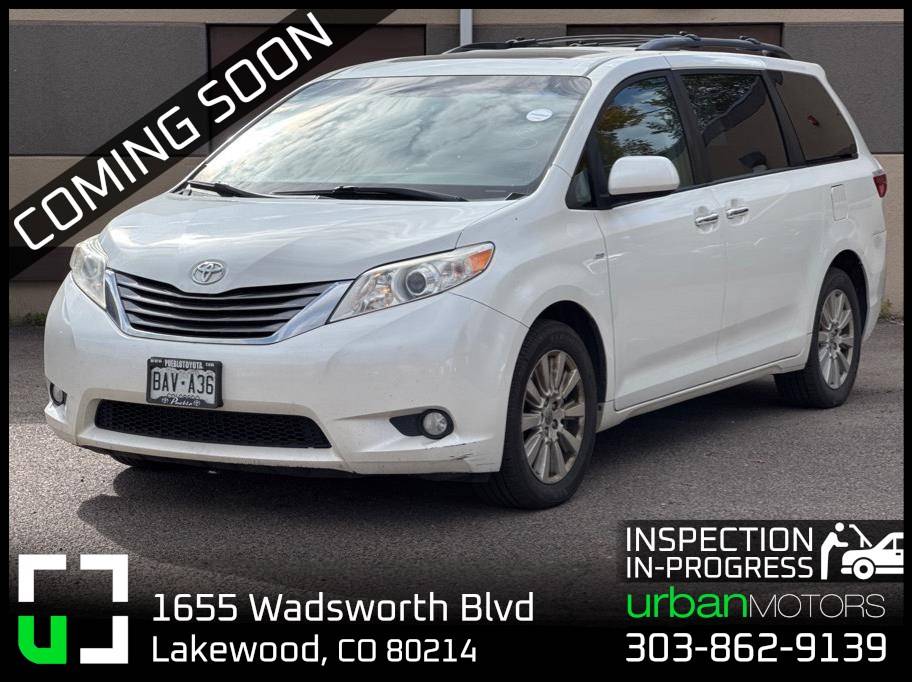 2017 Toyota Sienna XLE — Minivan — 137,421 mi — Lakewood, CO