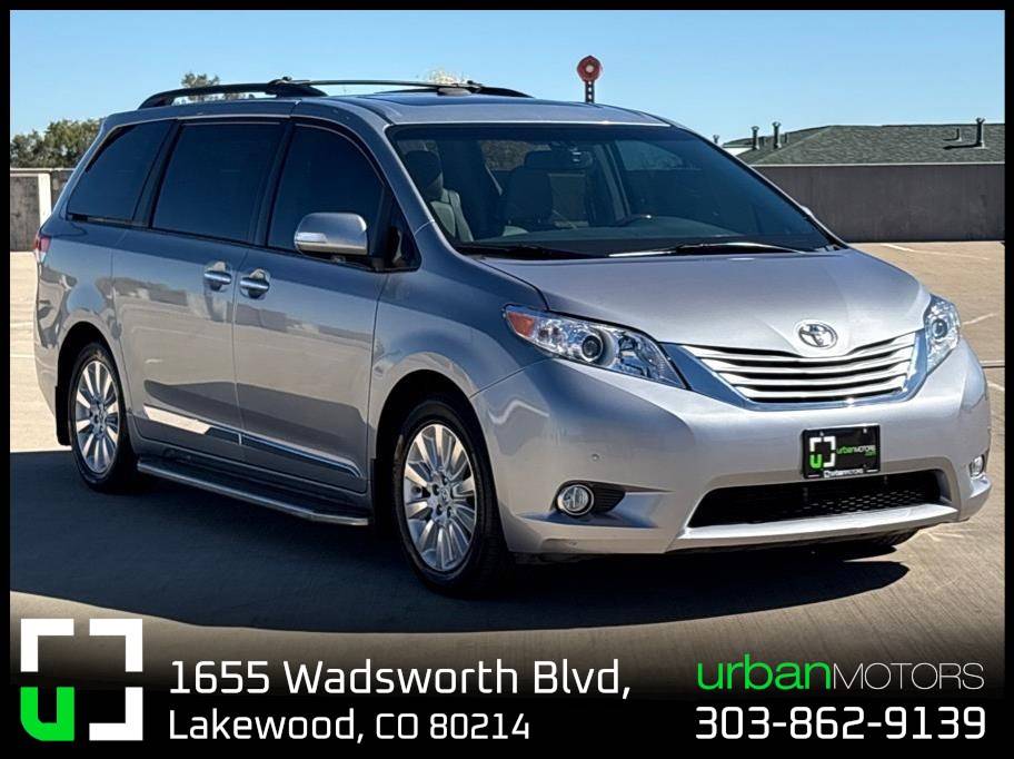 2013 Toyota Sienna Limited — Minivan — 85,918 mi — Lakewood, CO