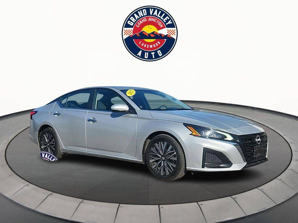 2023 Nissan Altima SV — Sedan — 36,204 mi — Lakewood, CO
