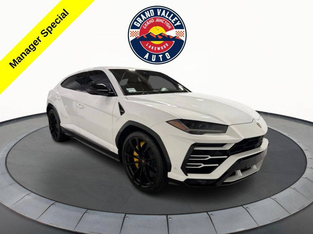 2019 Lamborghini Urus Standard