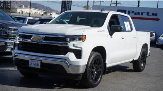 2024 Chevrolet Silverado 1500 LT — Pickup Truck — 2,821 mi — Burbank, CA