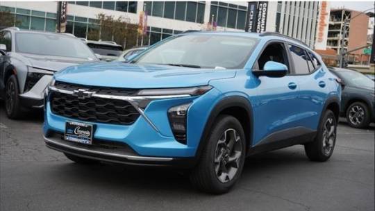 2025 Chevrolet Trax LT — SUV — 3,169 mi — Burbank, CA