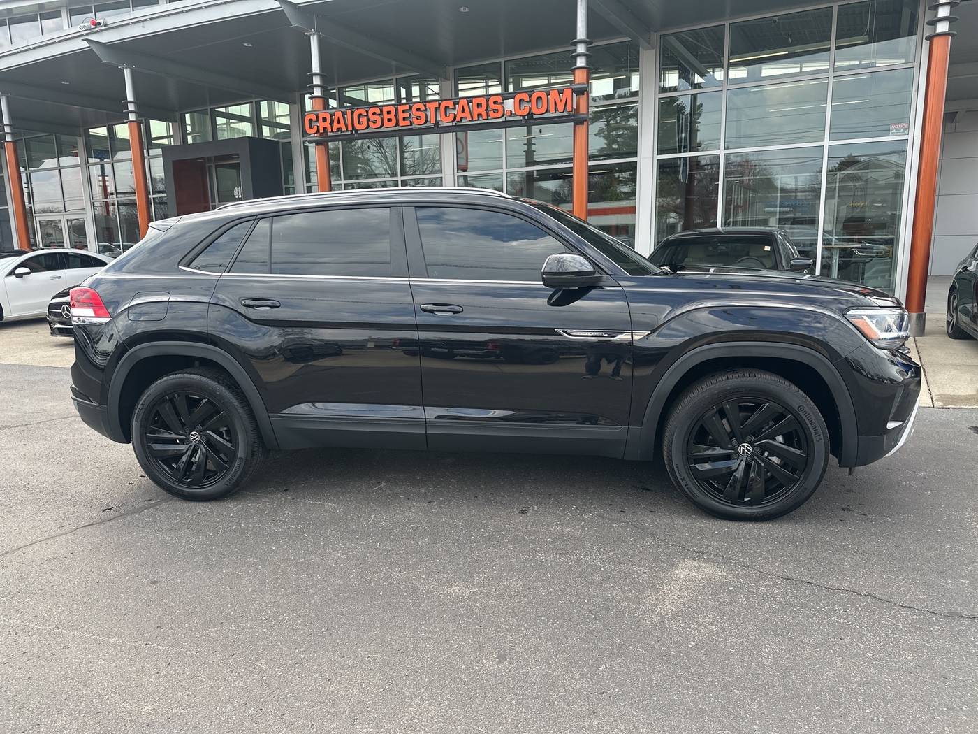 2022 Volkswagen Atlas Cross Sport SE with Technology — SUV — 25,892 mi — Shepherdsville, KY