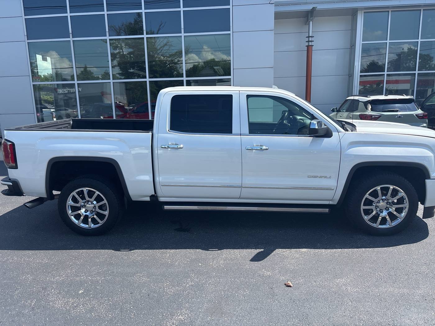 2016 GMC Sierra 1500 Denali — Pickup Truck — 92,257 mi — Shepherdsville, KY