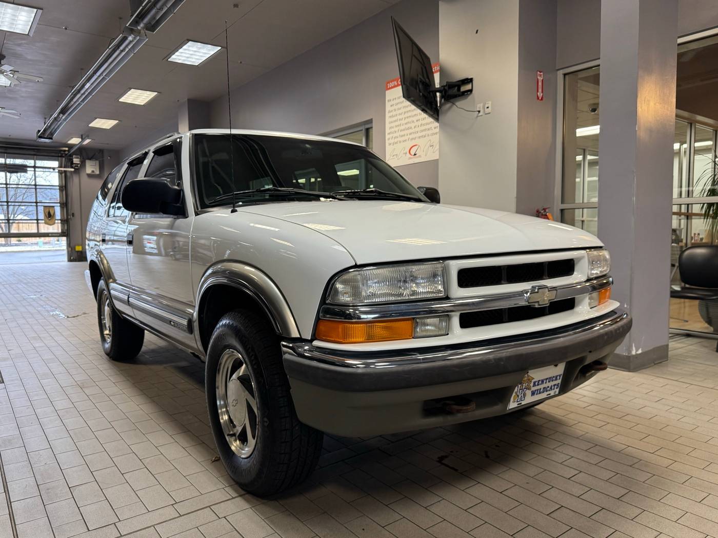 2000 Chevrolet Blazer LT — SUV — 97,006 mi — Shepherdsville, KY