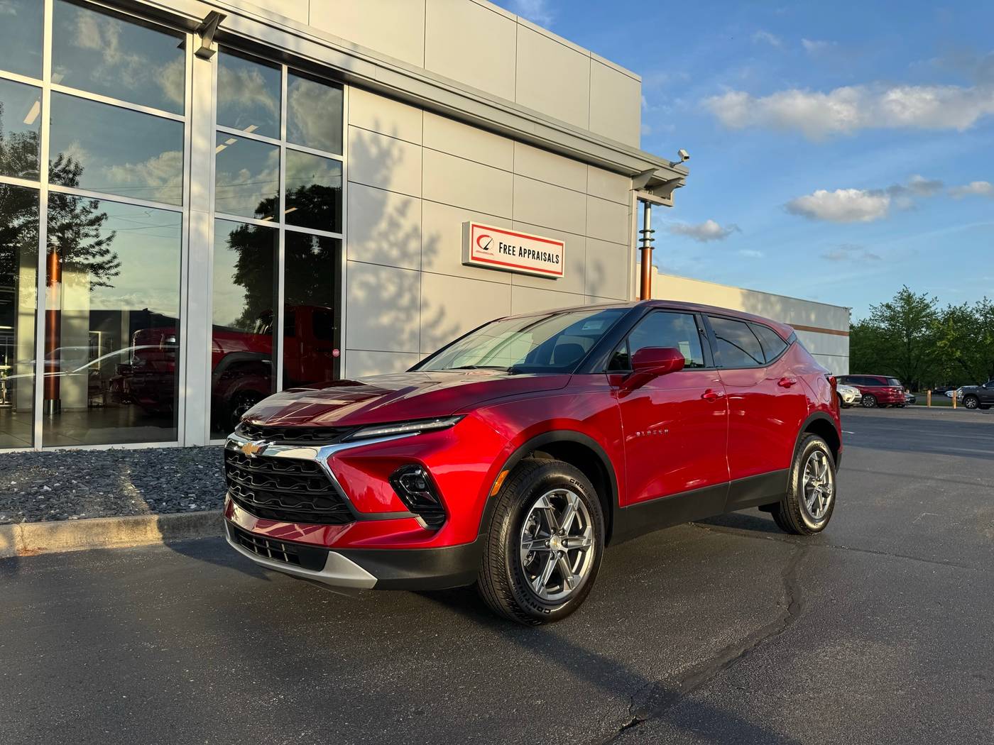 2023 Chevrolet Blazer 2LT — SUV — 18,544 mi — Shepherdsville, KY
