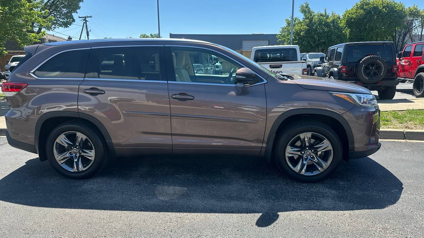 2017 Toyota Highlander Limited — SUV — 105,978 mi — Shepherdsville, KY
