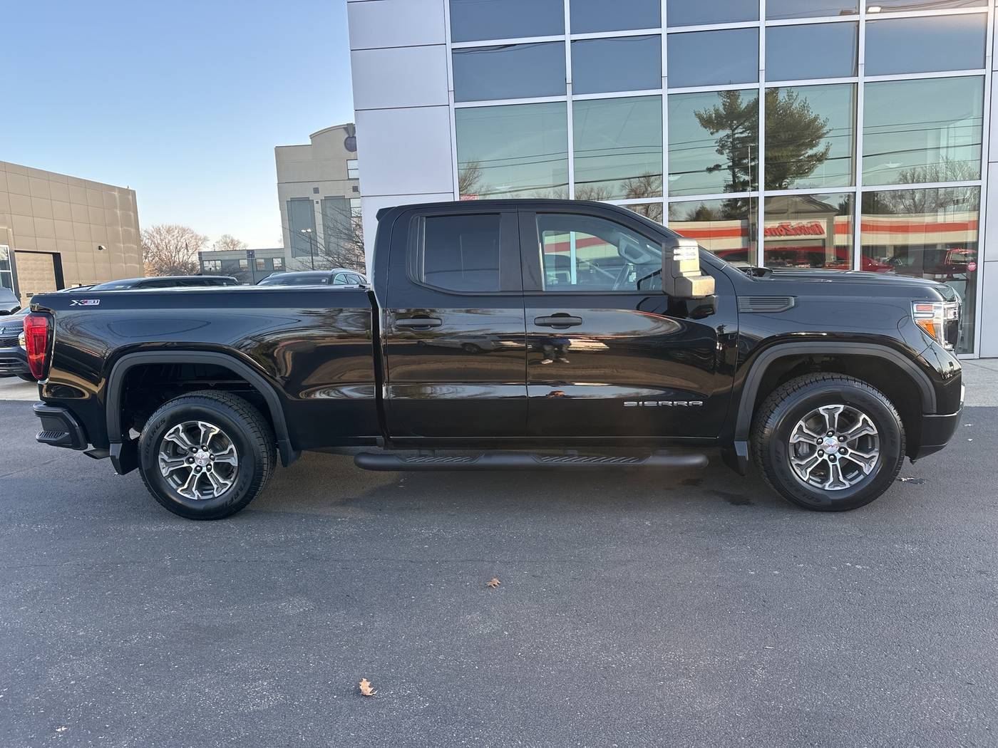 2021 GMC Sierra 1500 Base — Pickup Truck — 36,757 mi — Shepherdsville, KY