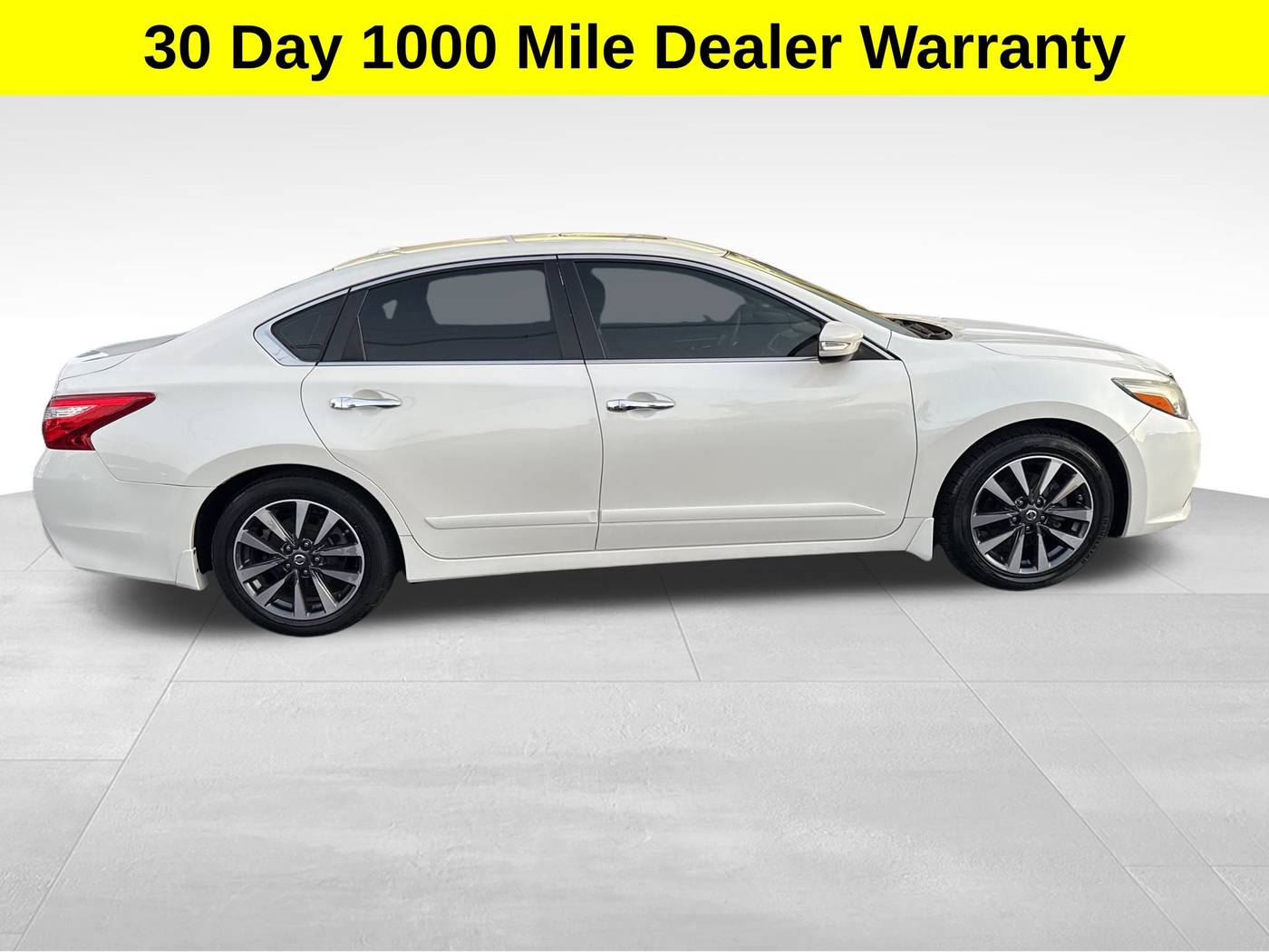 2017 Nissan Altima 2.5 SV — Sedan — 75,245 mi — Shepherdsville, KY