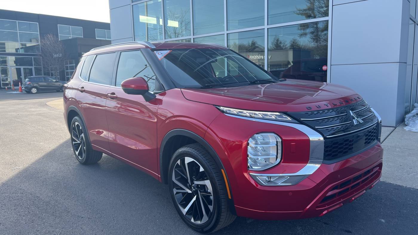 2023 Mitsubishi Outlander SEL — SUV — 18,103 mi — Shepherdsville, KY