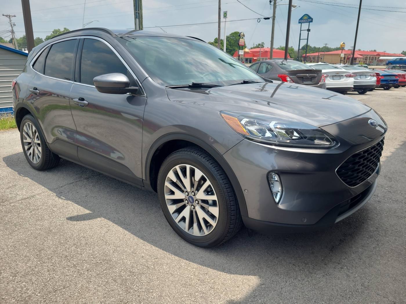 2021 Ford Escape Titanium Hybrid — SUV — 59,829 mi — Shepherdsville, KY