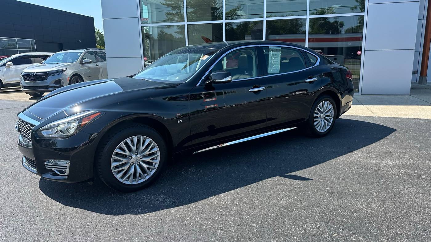 2016 INFINITI Q70L 3.7x — Sedan — 112,477 mi — Shepherdsville, KY
