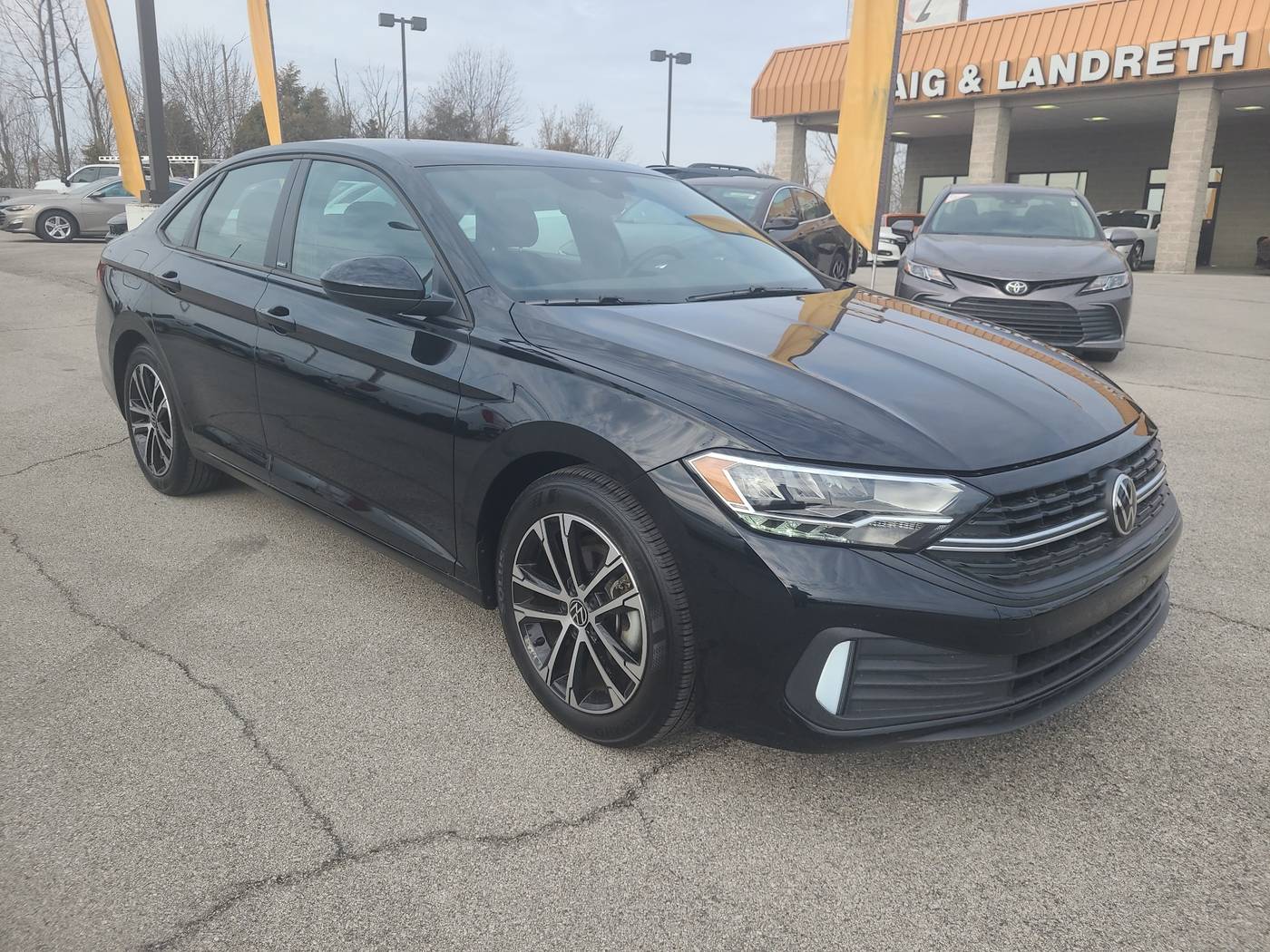 2023 Volkswagen Jetta Sport — Sedan — 33,340 mi — Shepherdsville, KY