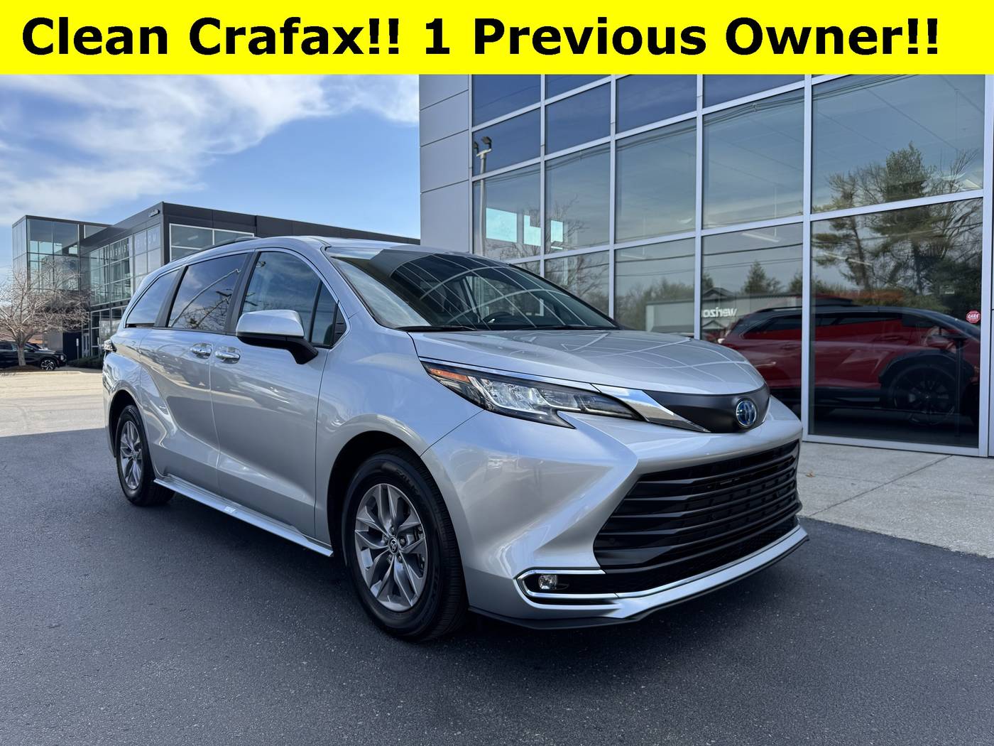2023 Toyota Sienna XLE — Minivan — 15,991 mi — Shepherdsville, KY