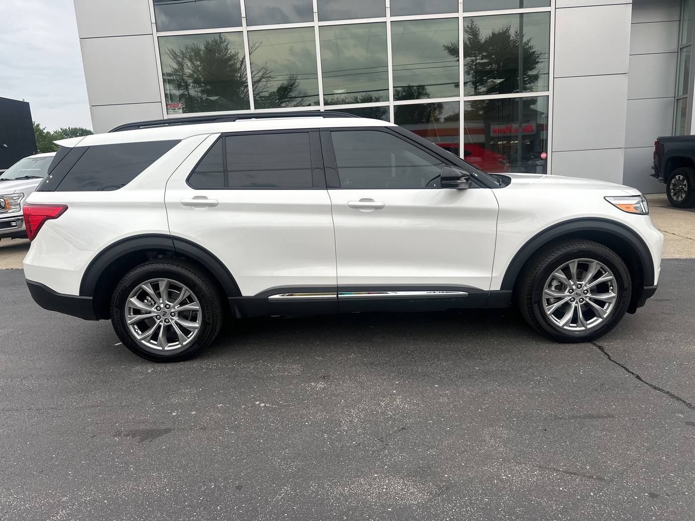 2023 Ford Explorer XLT — SUV — 15,929 mi — Shepherdsville, KY