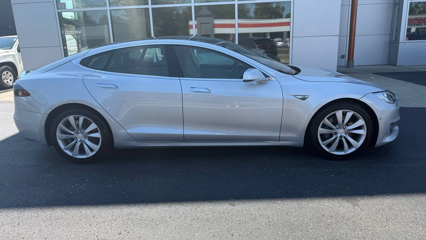 2016 Tesla Model S 90D — Hatchback — 92,220 mi — Shepherdsville, KY