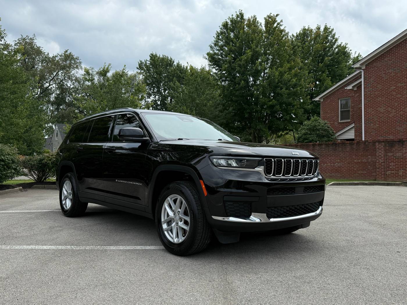 2023 Jeep Grand Cherokee Laredo — SUV — 64,006 mi — Shepherdsville, KY