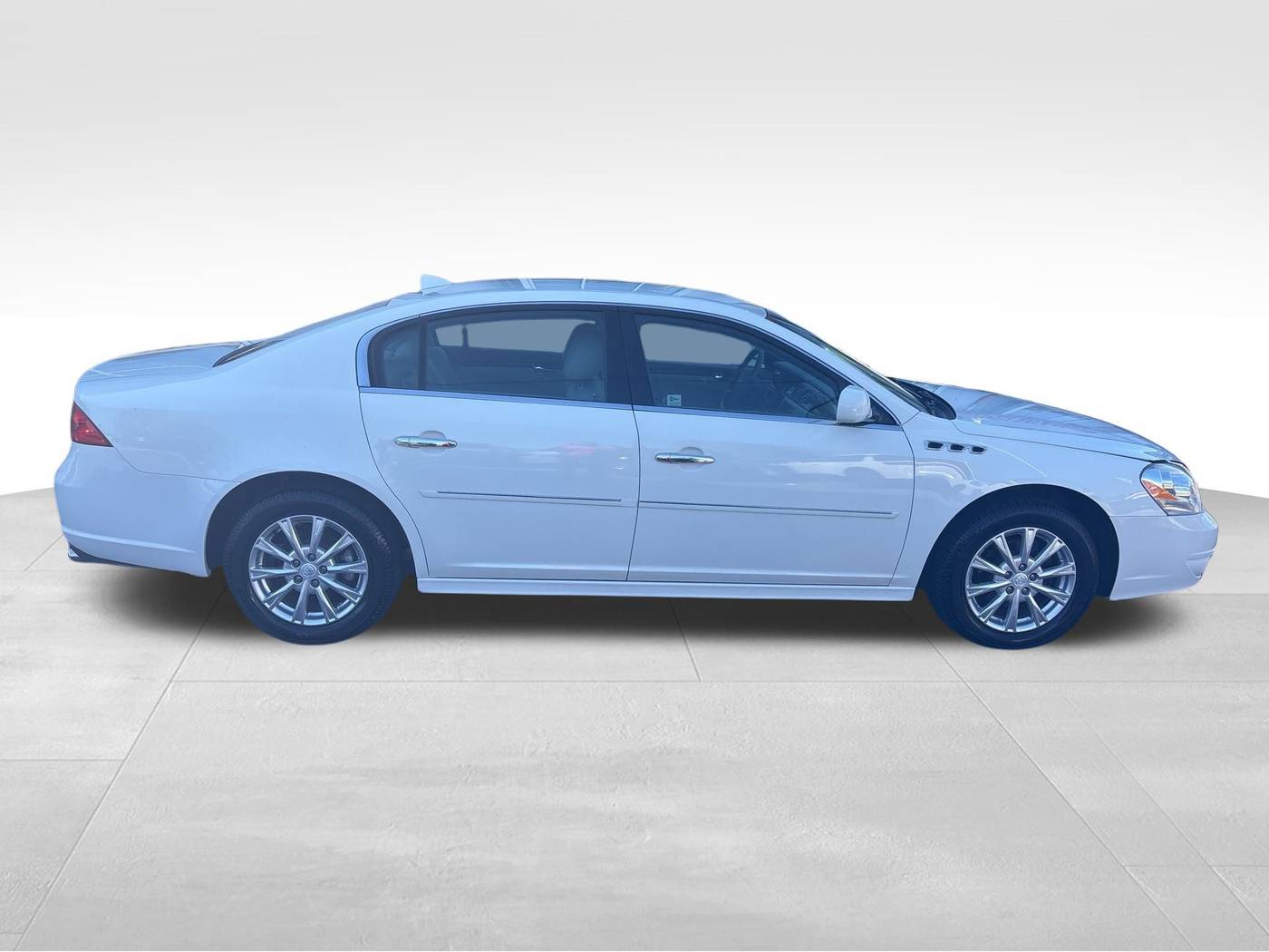 2011 Buick Lucerne CXL — Sedan — 49,257 mi — Shepherdsville, KY