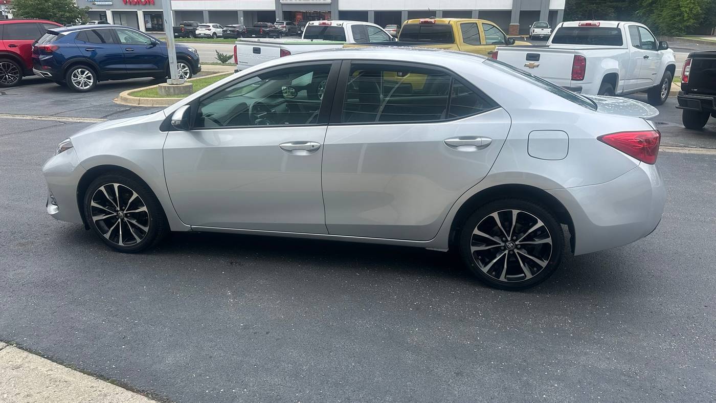2019 Toyota Corolla SE — Sedan — 54,656 mi — Shepherdsville, KY