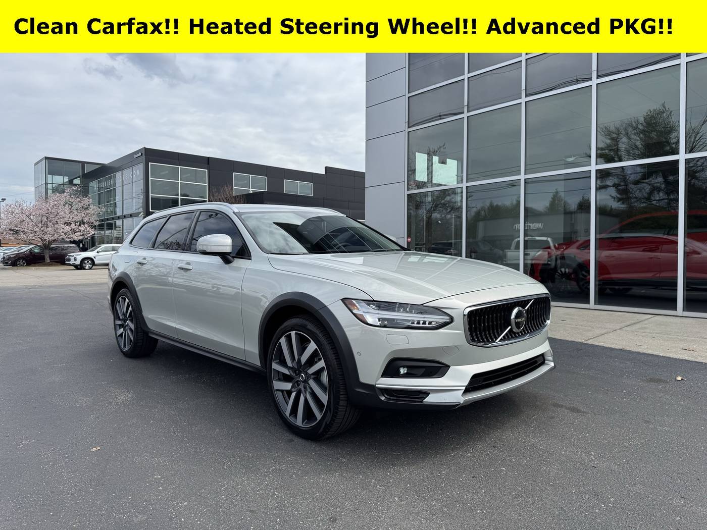 2022 Volvo V90 Cross Country B6 — Wagon — 29,031 mi — Shepherdsville, KY