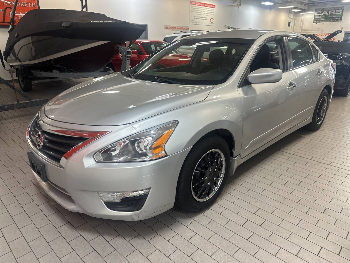 2014 Nissan Altima 2.5 SV — Sedan — 128,478 mi — Shepherdsville, KY