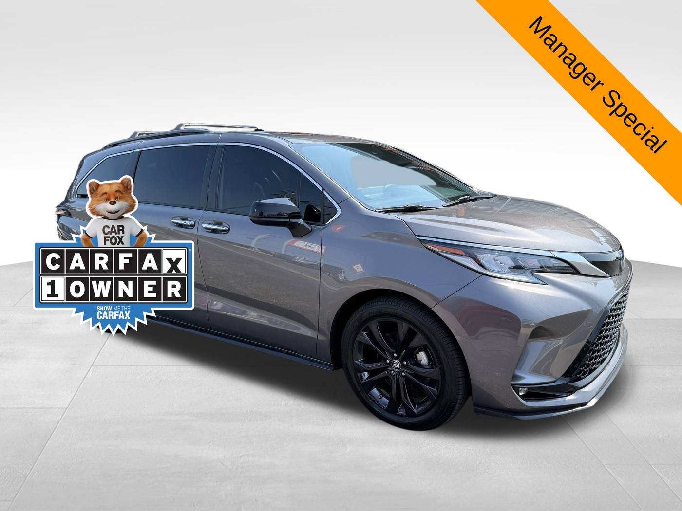 2022 Toyota Sienna XSE — Minivan — 53,318 mi — Shepherdsville, KY