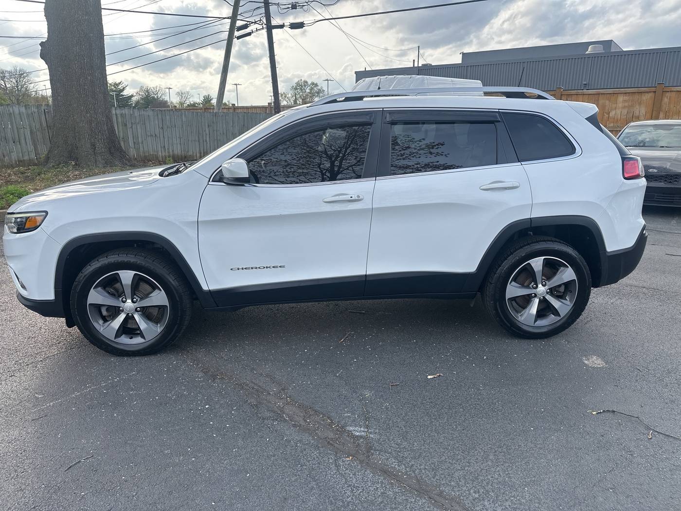 2019 Jeep Cherokee Limited — SUV — 103,067 mi — Shepherdsville, KY