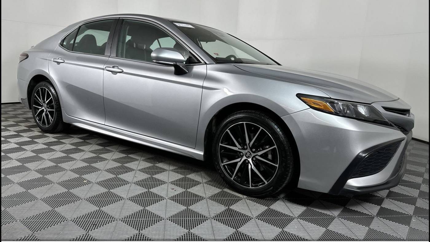 2022 Toyota Camry SE — Sedan — 56,507 mi — Pensacola, FL
