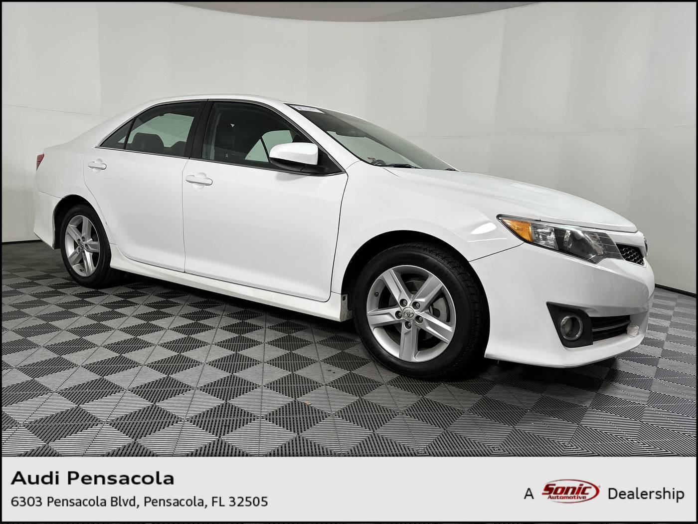 2014 Toyota Camry SE — Sedan — 102,098 mi — Pensacola, FL