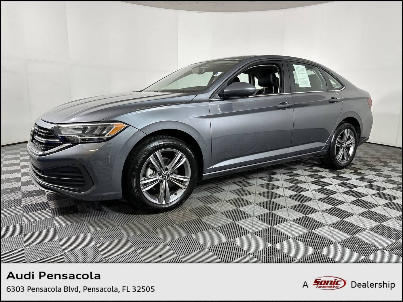2024 Volkswagen Jetta SE — Sedan — 17,343 mi — Pensacola, FL