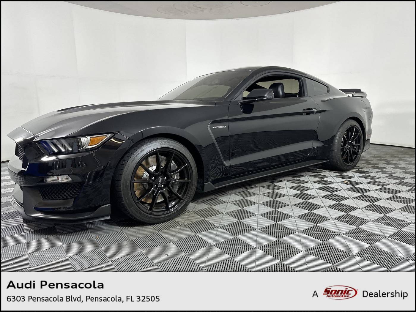 2019 Ford Mustang Shelby GT350 — Coupe — 6,664 mi — Pensacola, FL