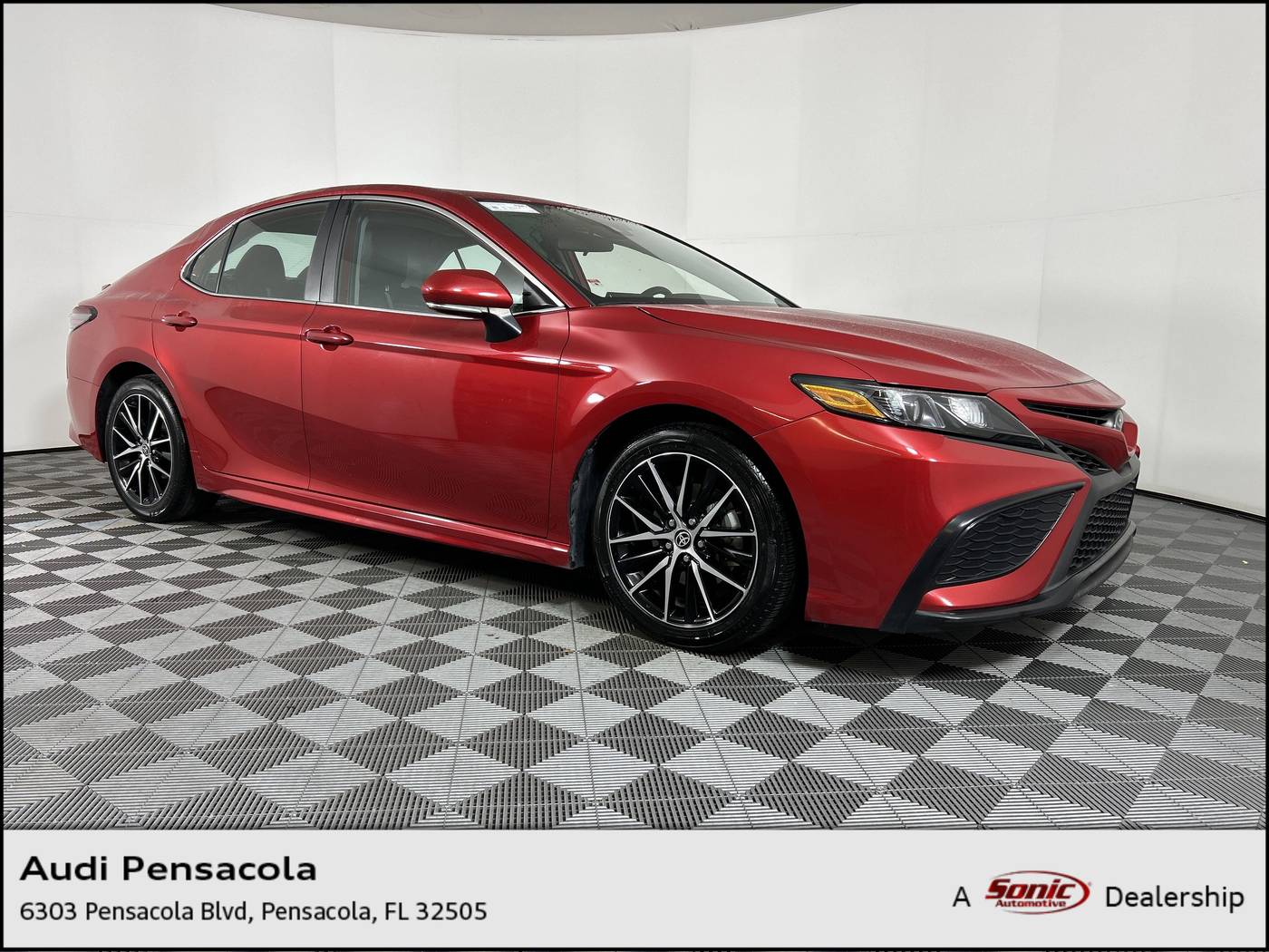 2024 Toyota Camry SE — Sedan — 24,525 mi — Pensacola, FL