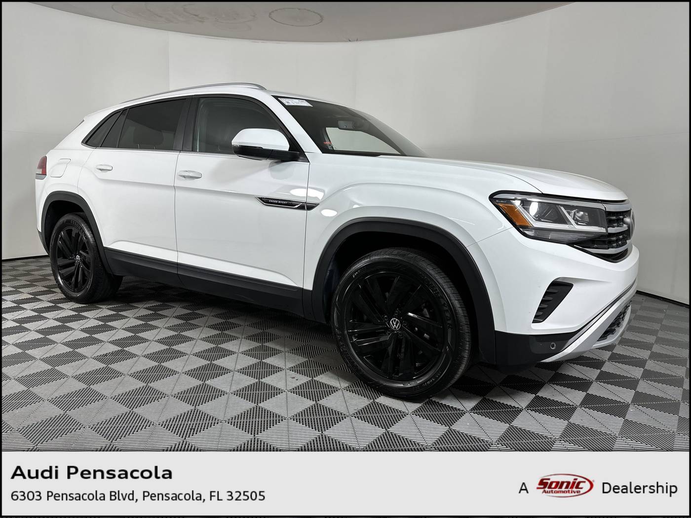2022 Volkswagen Atlas Cross Sport SE with Technology — SUV — 32,705 mi — Pensacola, FL