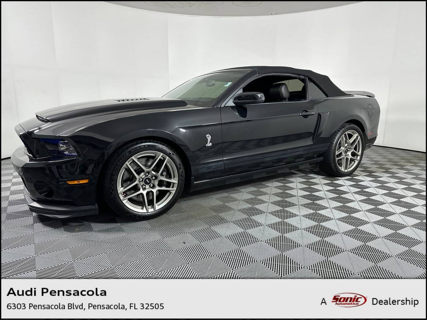 2014 Ford Mustang Shelby GT500 — Convertible — 16,100 mi — Pensacola, FL