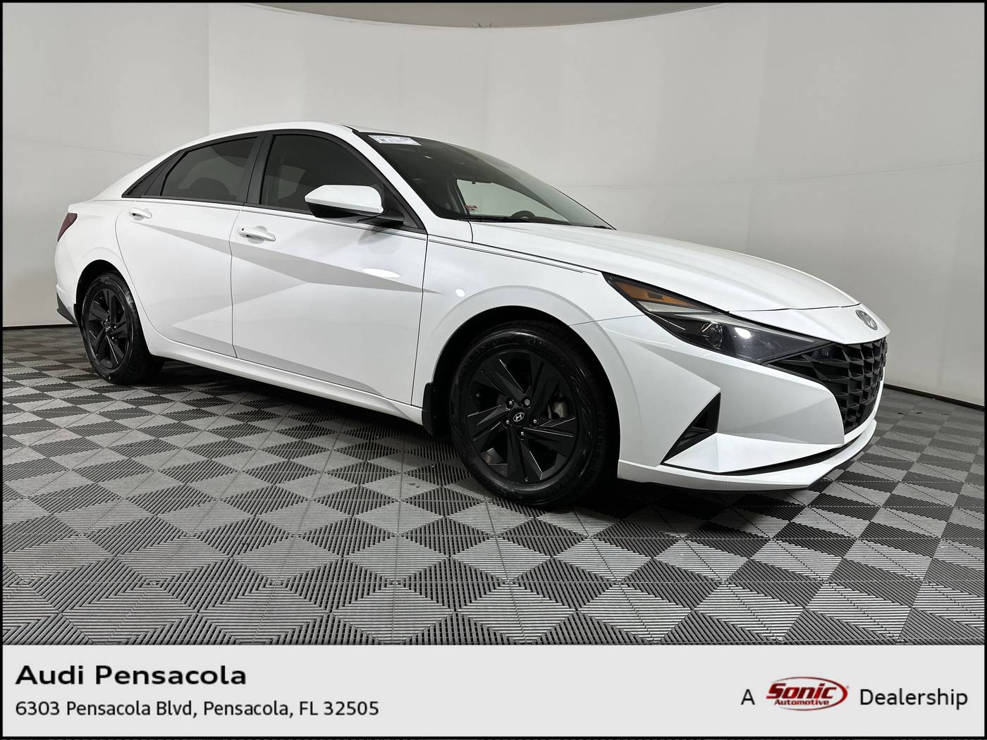 2022 Hyundai Elantra SEL — Sedan — 23,912 mi — Pensacola, FL