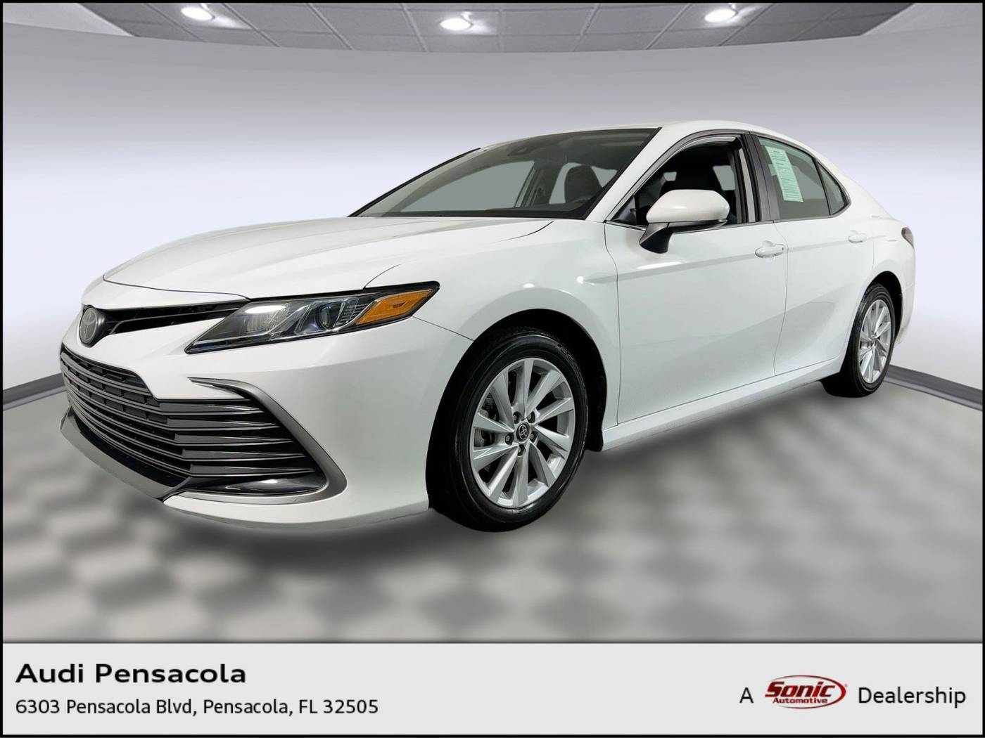 2024 Toyota Camry LE — Sedan — 37,825 mi — Pensacola, FL