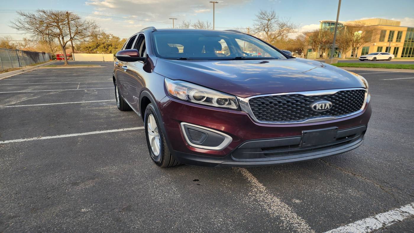 2018 Kia Sorento LX V6 — SUV — 92,780 mi — Austin, TX